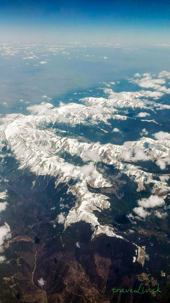 Flying to Dubai