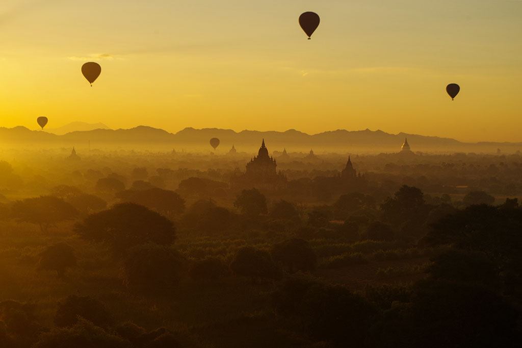 Bagan sunrise